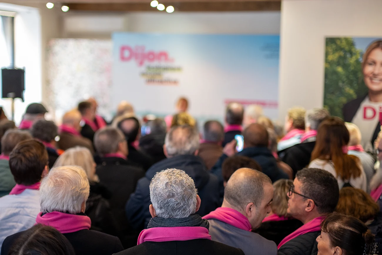 Local de campagne de la liste Dijon. avec Nathalie Koenders